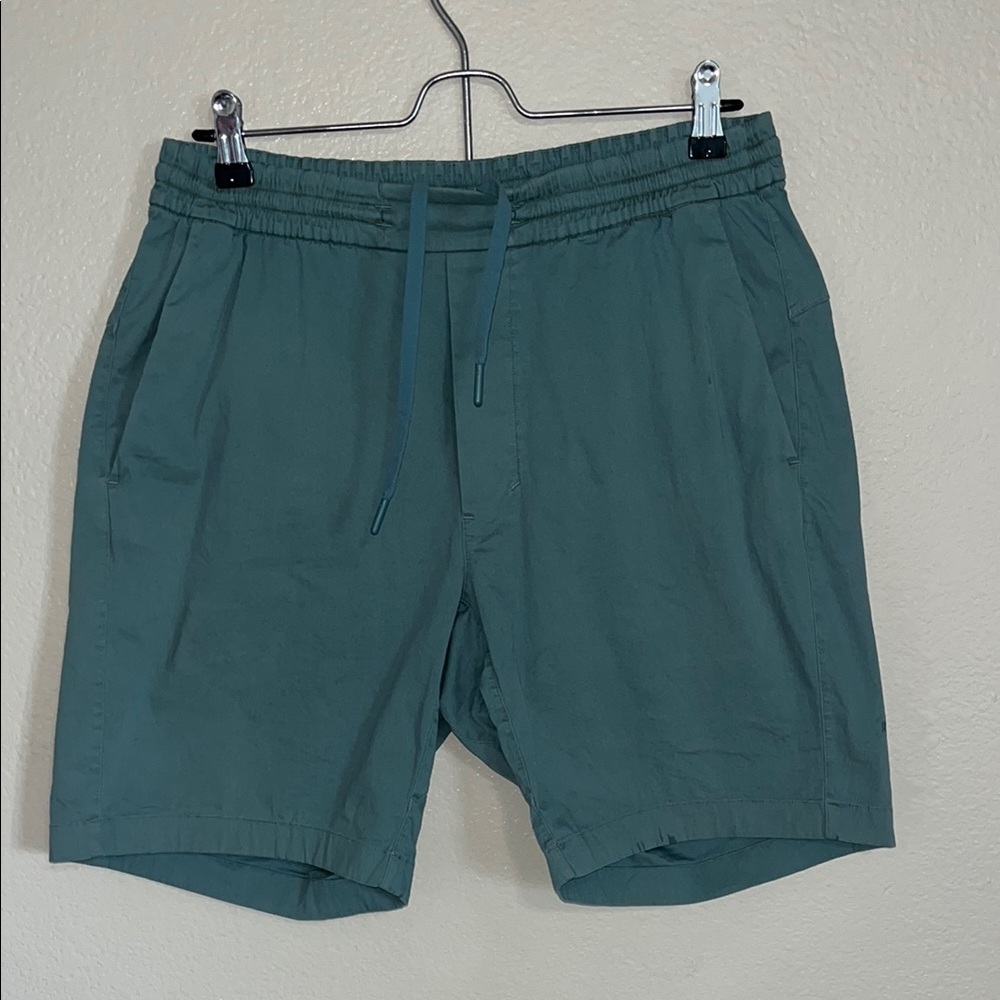 Lululemon men short